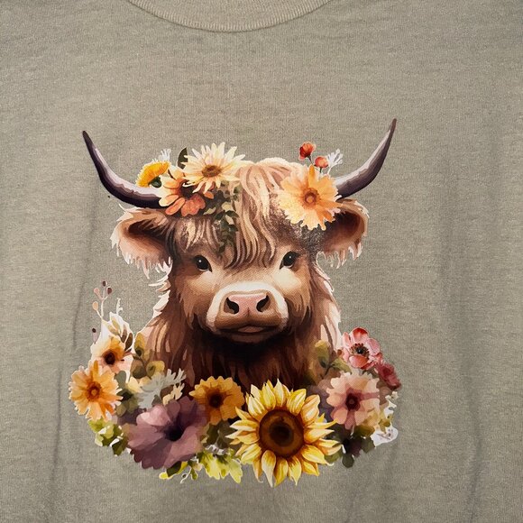 NEW Handcrafted Highland Cow Shirt Size Small - Picture 1 of 4